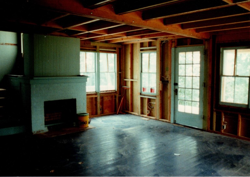 Front Room before renovation